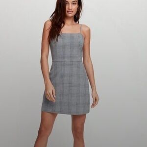 Aritzia Wilfred Isabelle dress